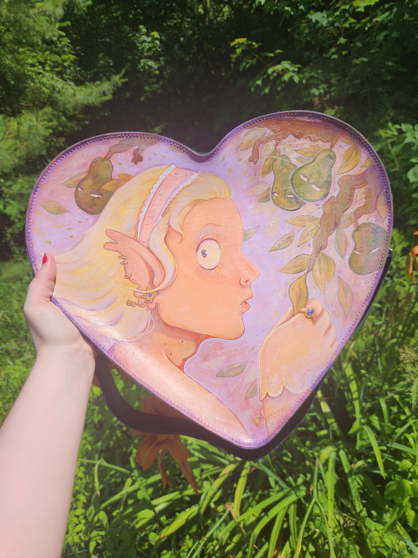 Pear Glance Leather Heart Bag